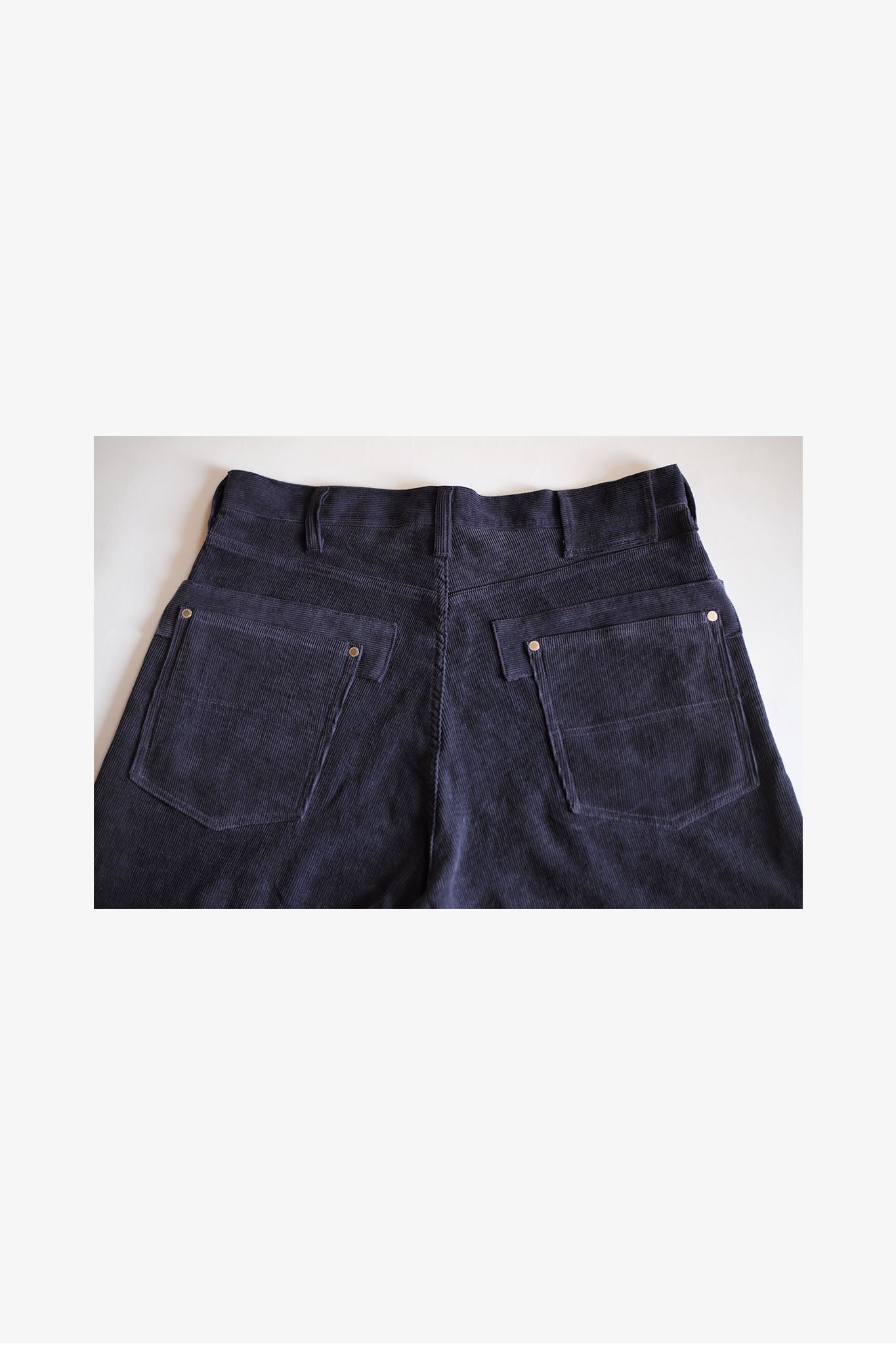 EESETT&Co サマーコーデュロイを使用したパンツ 後ろポケットアップ