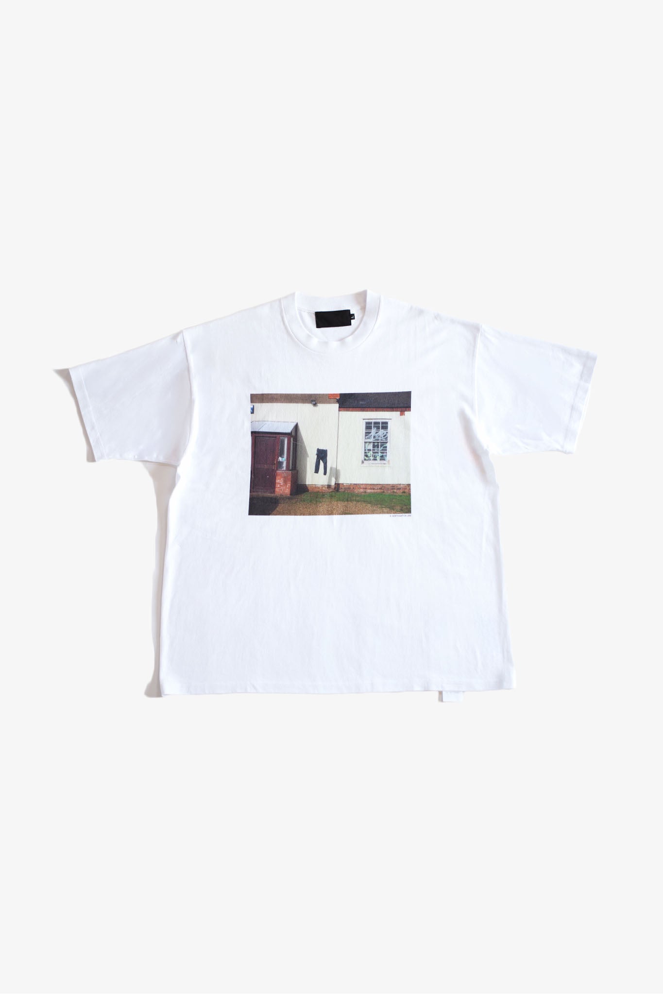 THE HUCKLEBERRY ジーンズプリント 白Tシャツ